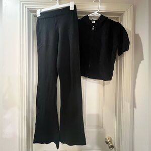 Yuna Two Piece Women's Knit Lounge Set